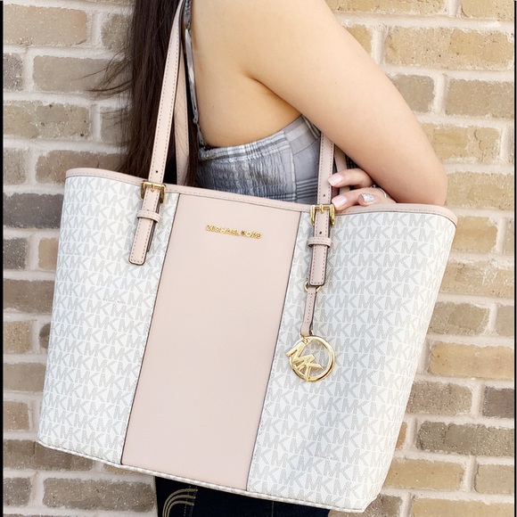 Gaby’sBags-NWT Michael Kors Tote&Wallet SET - Picture 3 of 6